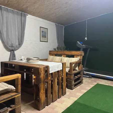 Kekmadar Wellness Apartment *